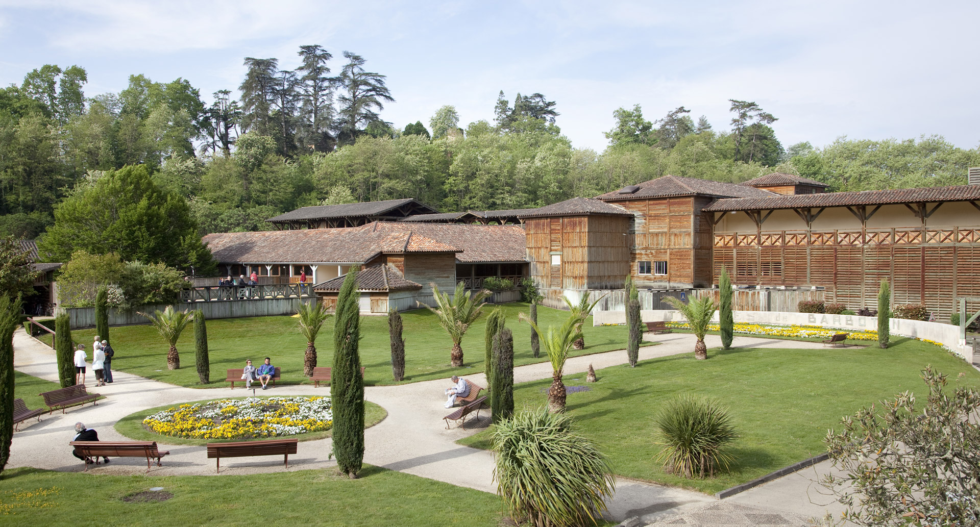 station thermale barbotan les thermes parc