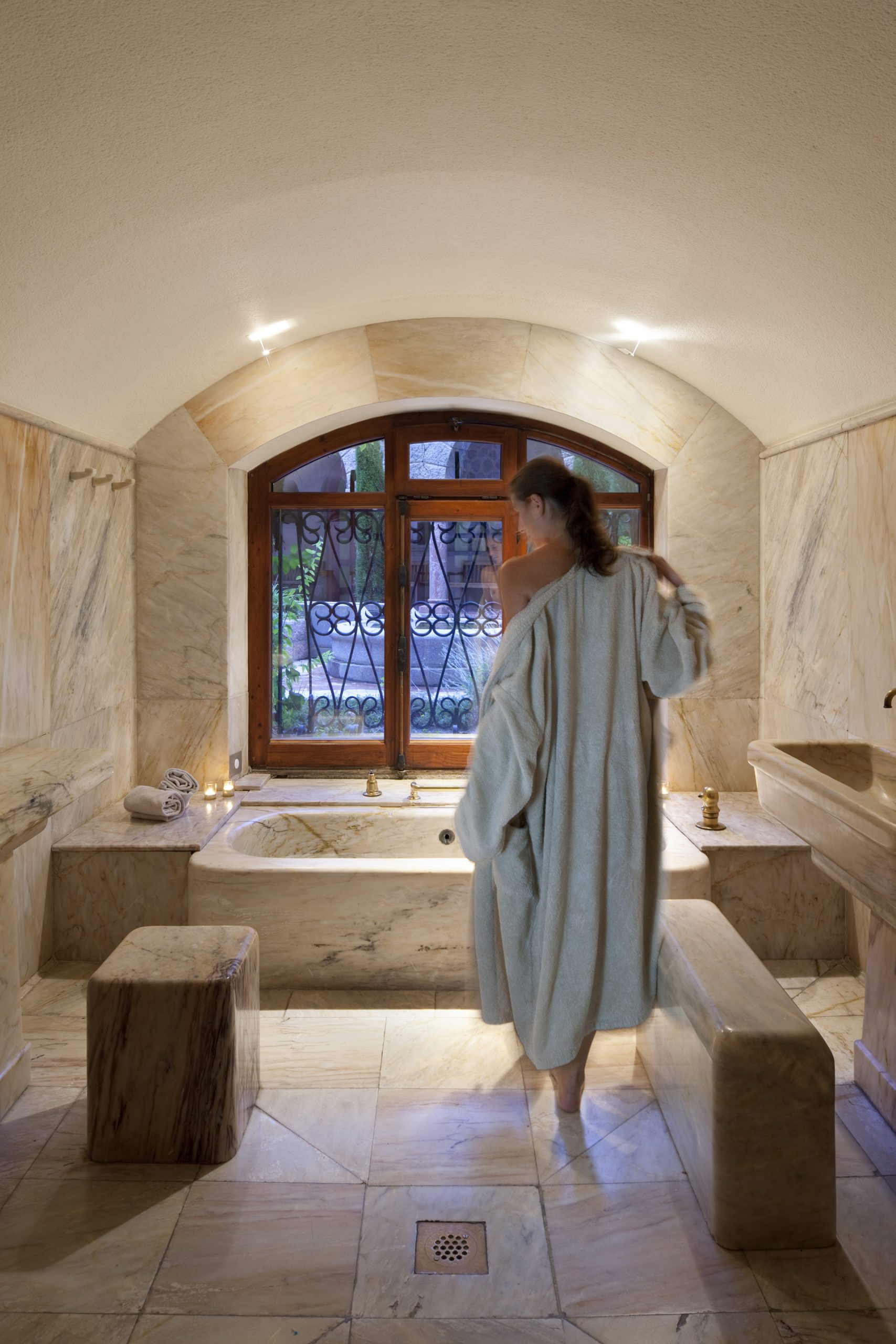 station thermale molitg les bains baignoire marbre