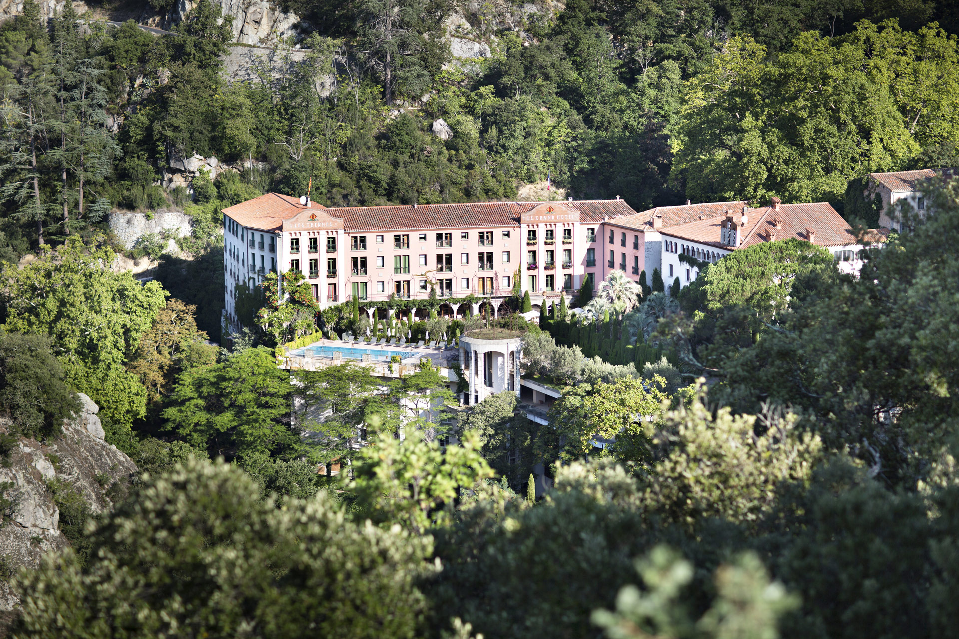 station thermale molitg les bains vue hébergement Grand Hotel